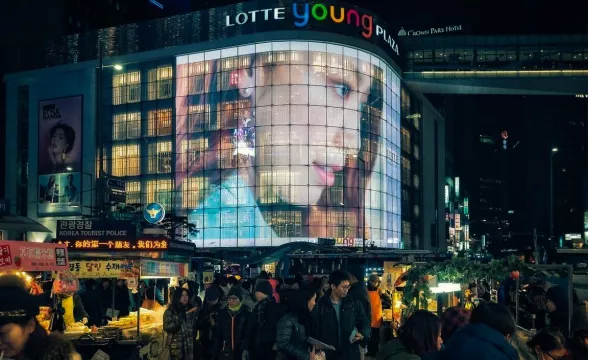 新城市打卡地標(biāo)！元亨光電助力打造深圳市龍華壹方城