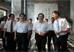 全國(guó)政協(xié)副主席萬(wàn)鋼率調(diào)研組至大族集團(tuán)調(diào)研
